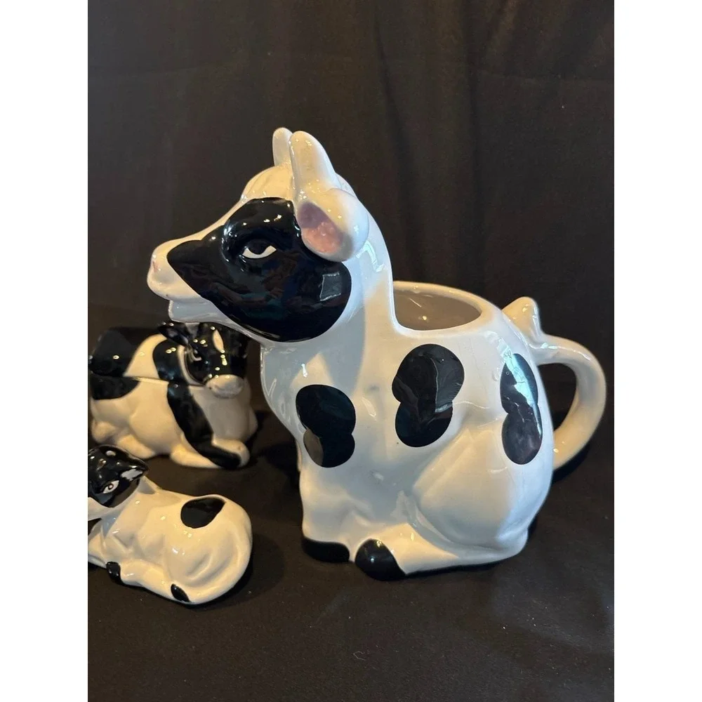 Vintage 5-Piece Cow Creamer, Sugar, Butter Dish & Salt Pepper Set